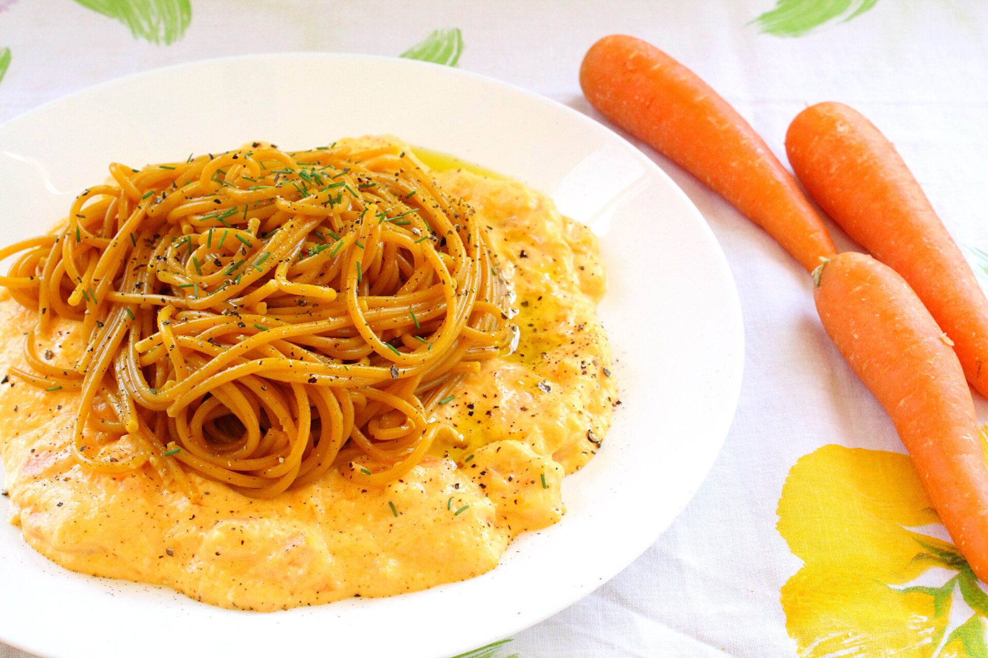 Spaghetti alla Curcuma in Crema di Carote